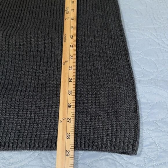 Claiborne Gray Ribbed Knit Sweater  60% Cotton 40% Acrylic  Size L - Picture 6 of 7